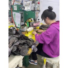 榮威兒童玩具廠 招聘，男50女48歲以內(nèi)包進廠