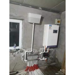 電采暖鍋爐：安裝10千瓦的微波電采暖鍋爐，可供100平米房屋取暖，4200元(免費(fèi)保修10年）?，F(xiàn)鉅惠安裝價(jià)3700元。每村三戶(hù)，數(shù)量有限，先購(gòu)先得。